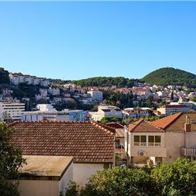 One Bedroom Apartment in Dubrovnik City with balcony and Parking, Sleeps 2-3